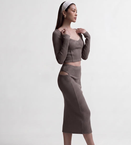 Bustier knit w/ slit detail skirt set