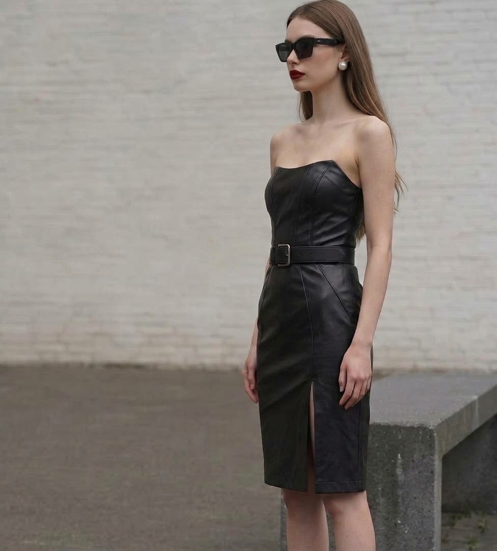 Bodycon strapless leather dress