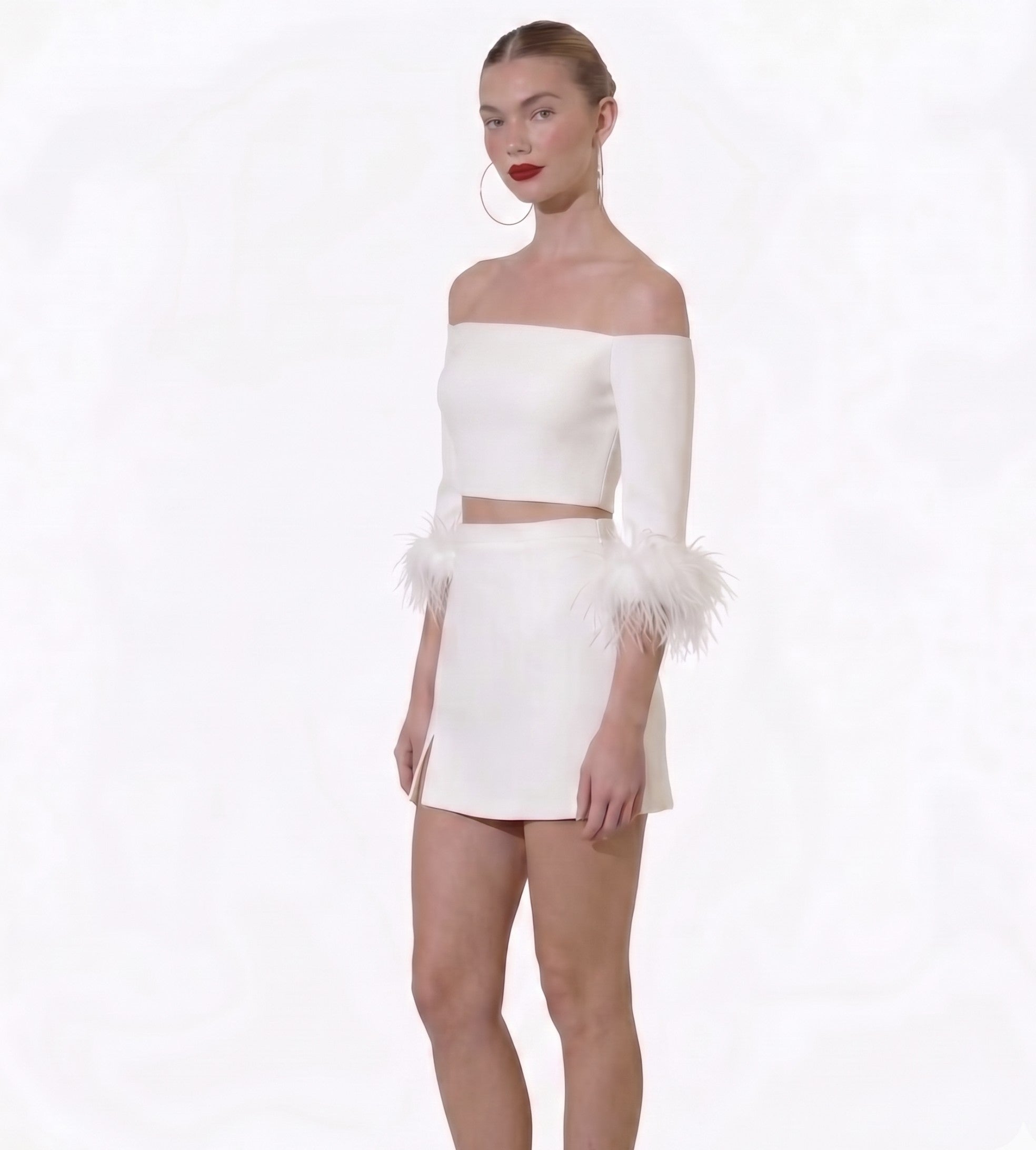 Feather sleeve detail knit top/skirt set