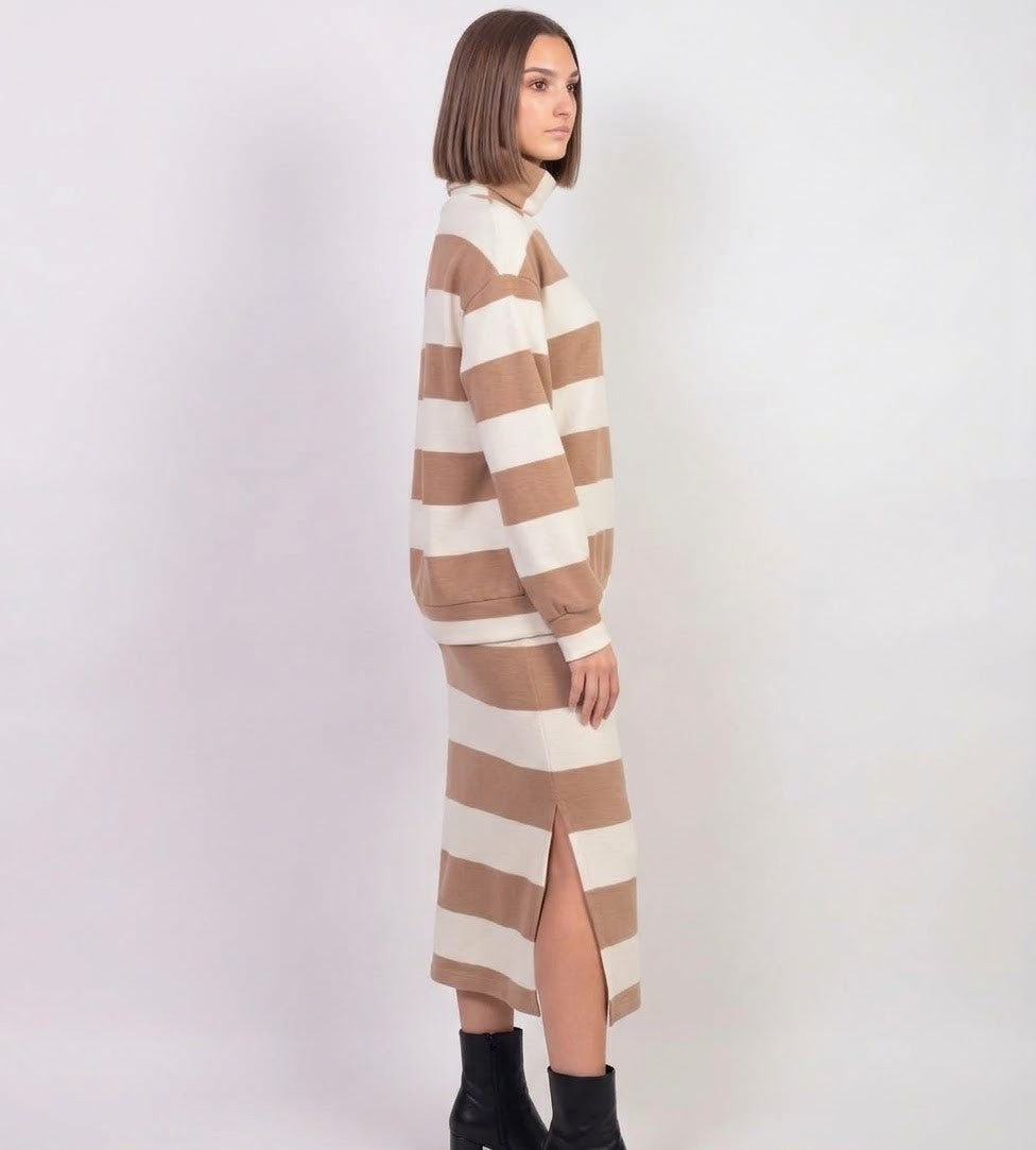 Open shoulder stripe knit top